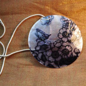 🐯 capiz shell focal pendant 50mm dogwood with butterfly 925 necklace (w5011
